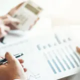 Jak odzyskać kontrolę nad finansami i uwolnić się od długów?