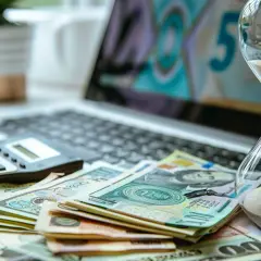 Jak szybko zarobić pieniądze? Pomysły na dodatkowy dochód