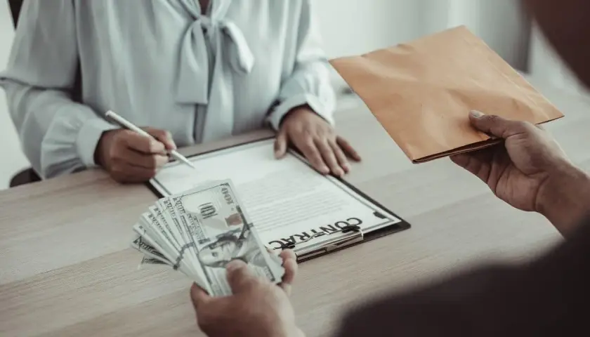 Kiedy umowa pożyczki jest nieważna? Sprawdź, jak uniknąć problemów prawnych
