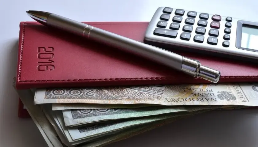 Jak założyć lokatę w banku – prosty przewodnik krok po kroku dla początkujących