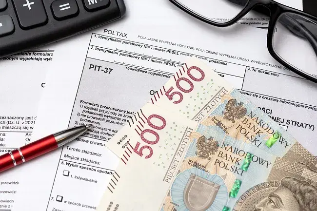 Czy małżonkowie emeryci mogą rozliczyć się razem i zaoszczędzić na podatkach?